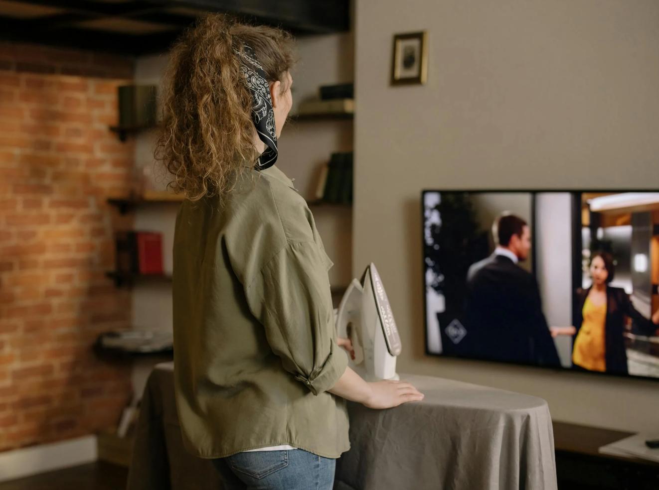 Jak oglądać polską telewizję online podczas pobytu za granicą?